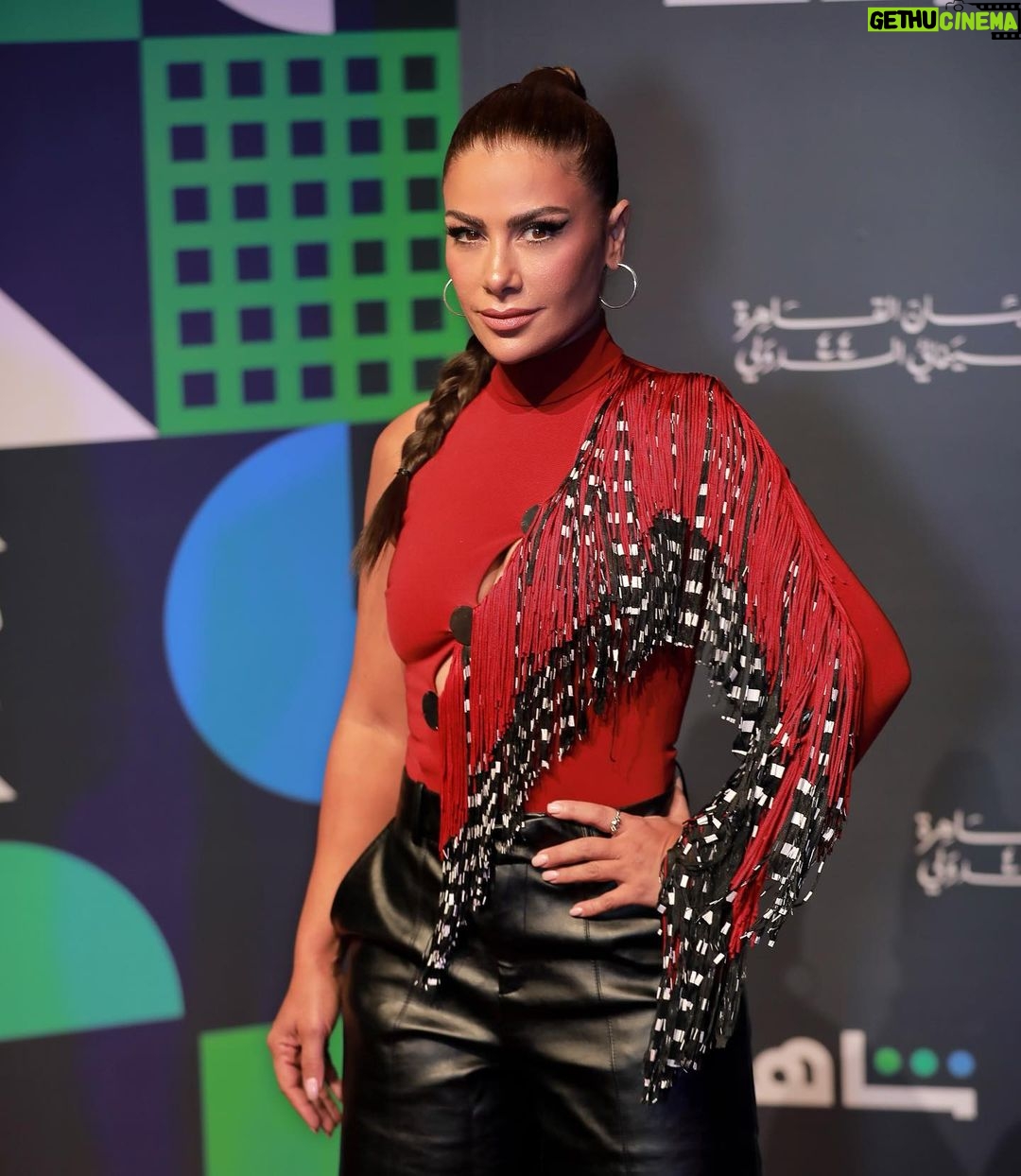 Saba Mubarak Instagram - @shahid.vod for @cairofilms Big thanks to the best team ever @yasmineeissa for styling this cool look @bysaraerian for the powerful statement makeup and for the oh so talented @mr.bishoo many thanks to my brother @tarekhamzi for making us proud ❤️