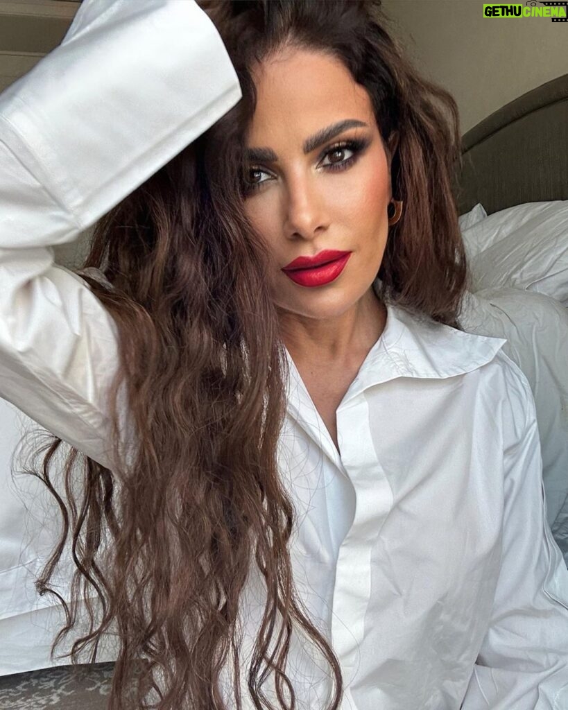 Saba Mubarak Instagram - Long hair is leaving us very soon 👋👋👋