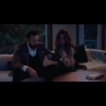 Saba Mubarak Instagram - من اصعب اللحظات الي عدت علينا أنا و احمد في تمثيل المسلسل ده.. الموقف كان مؤلم قاسي ، و الثقة الي ما بينا كممثلين هي الي شالت المشهد.. و سهلت الرحلة الي مش عادية دي .. @fahmi173 ايه يا وائل الحلاوة دي بجد.. @waelfarageldib #بين_السطور #صبا_مبارك #احمد_فهمي #وائل_فرج