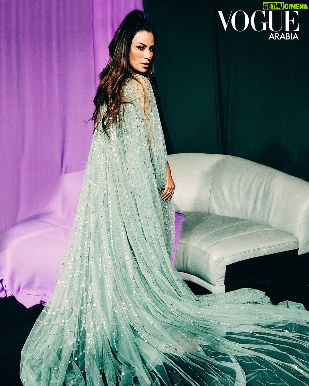 Saba Mubarak Instagram - From the opening of @redseafilm ❤️ styled by @yasmineeissa dress @georgeshobeika jewelry @yataghanjewellery pic @voguearabia @aminazaher Makeup and hair @salon_mermaid Jeddah, Saudi Arabia