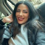 Saba Mubarak Instagram - Don’t get fooled with the red lips , this is a woman who haven’t slept in days #الحمدلله #bosslife