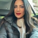 Saba Mubarak Instagram - Don’t get fooled with the red lips , this is a woman who haven’t slept in days #الحمدلله #bosslife