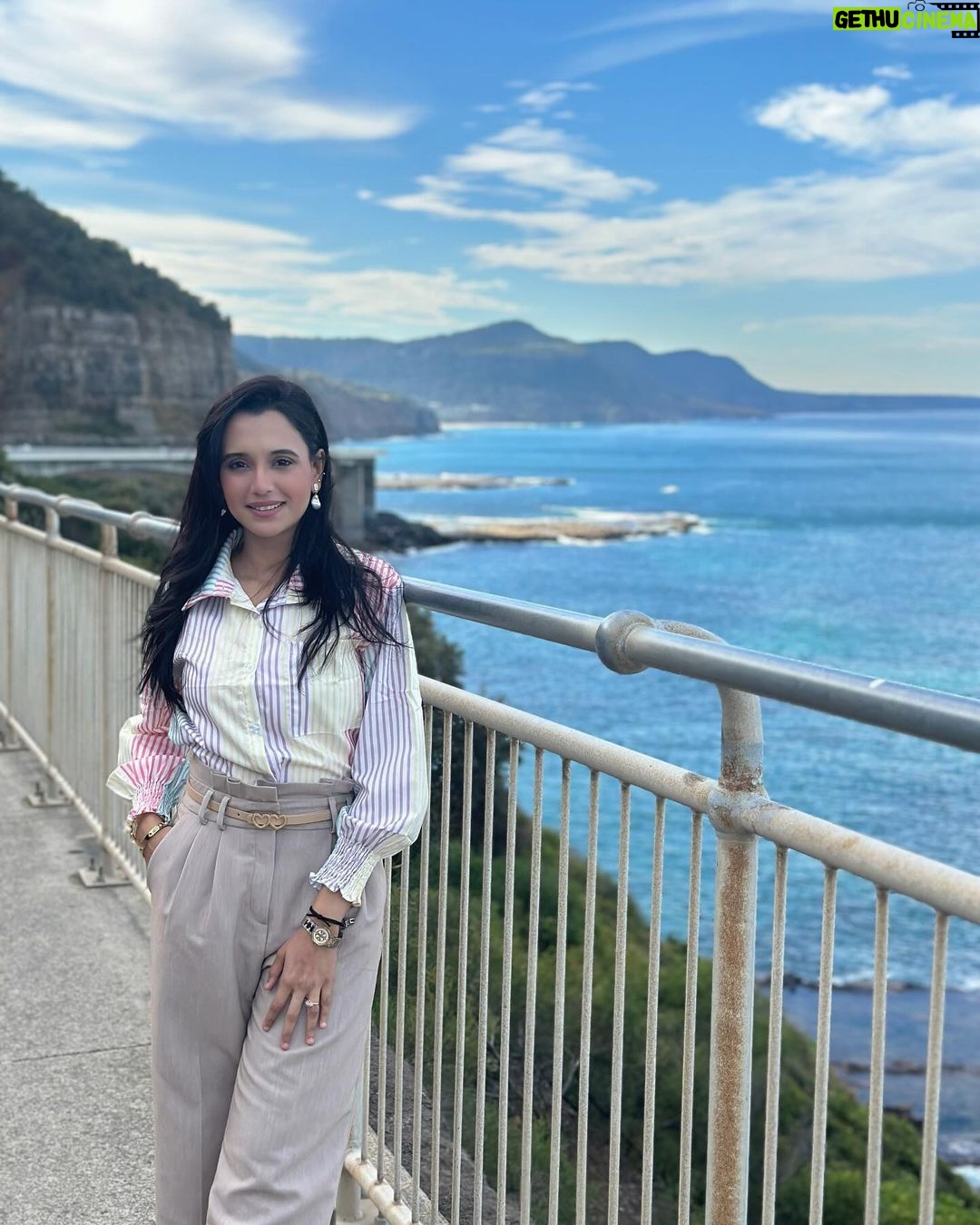Sabila Nur Instagram - Blue skies and sunshine 🌤️❤️ Wollongong, Australia