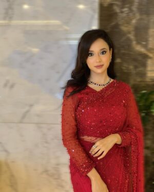 Sabila Nur Instagram - ❤️✨ 
wearing: @meherofficials 
makeup: @splendorbyab