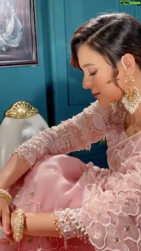 Sabila Nur Instagram - Glitters and sparkles ✨💖 #reels #reelsbd #sabilanur #sablababla @meherofficials