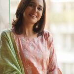 Sabila Nur Instagram - 😊🤗❤️ @seeworldfashion