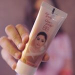 Sabila Nur Instagram - এত ব্যস্ততার মাঝেও Glow & Lovely BB Cream ব্যবহার করে দাওয়াতের জন্য পারফেক্ট এই লুকটি ক্রিয়েট করলাম সহজেই! মাল্টিভিটামিনযুক্ত Glow & Lovely BB Cream- ক্রিমও, মেকআপও! যা সব ধরনের স্কিনের জন্য সুইটেবল। আর ‘Sabila30’ কোডটি ব্যবহার করে ৩০% ডিসকাউন্ট ভাউচার জিতে নাও Glow & Lovely BB Cream-এর ৪০ গ্রাম প্যাকে! এখনই কিনতে ভিজিট করো আমার Bio-তে দেওয়া লিংকে। *অফারটি শর্তসহ সীমিত সময়ের জন্য প্রযোজ্য।