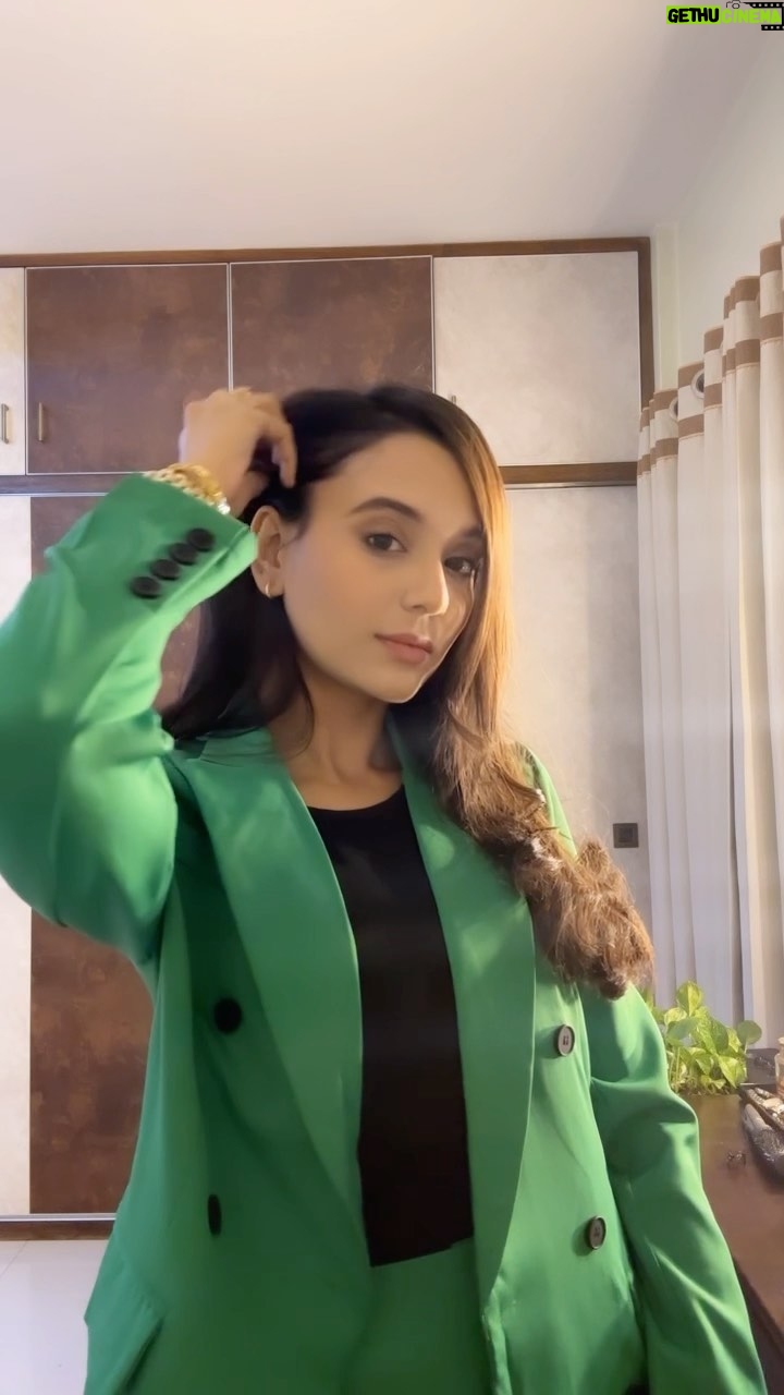 Sabila Nur Instagram - Vibinโ ๐ช๐ป๐ #sablababla #sabila #bangladesh