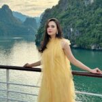 Sabila Nur Instagram - Like a mermaid on dry land 🧜🏻‍♀️🌊❤️ wearing: @muktaofficial ✨ Halong Bay Vietnam - Du Lịch Vịnh Hạ Long