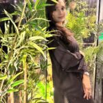 Sabila Nur Instagram - 🤍🖤🕊️ Chaap Ghor- চাপ ঘর-Signature Branch Gulshan