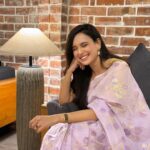 Sabila Nur Instagram - 💜💫 wearing: @aarshi.saree