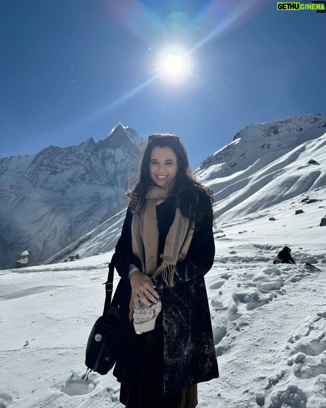 Sabila Nur Instagram - 🥶❤️ Annapurna Base Camp (ABC)