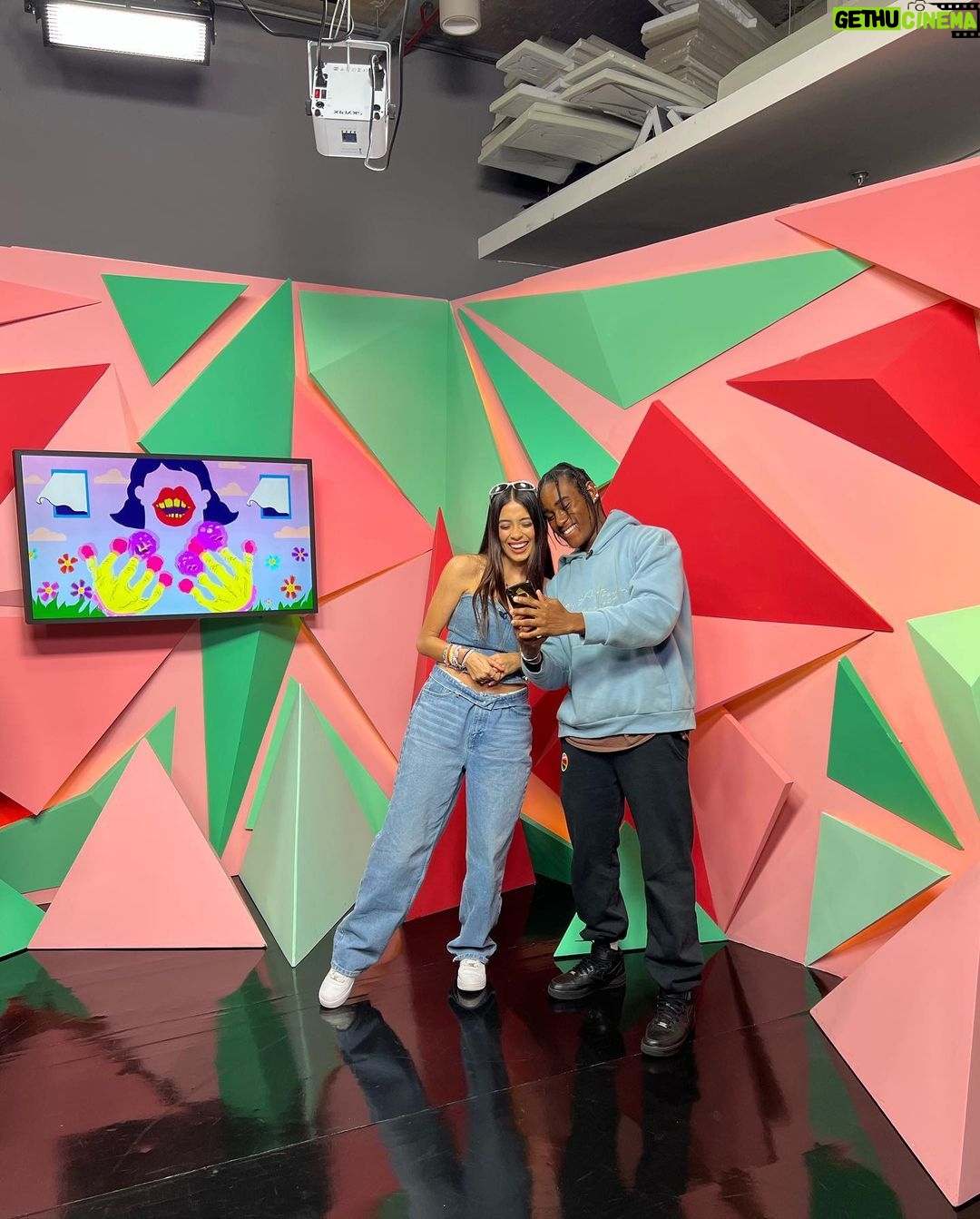 Sabina Hidalgo Instagram - gracias brasil <3 São Paulo, Brazil