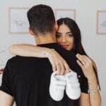 Sabina Hidalgo Instagram - the kind of love u can’t explain… 🤍 papá, mamá y shelby te esperamos con ansias bbsaurio!🦕 📸: @andreacamarenaphoto Guadalajara, Jalisco