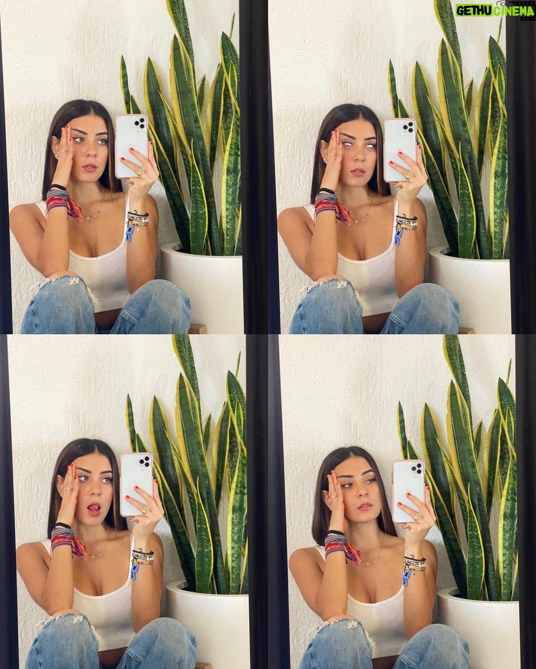 Sabina Hidalgo Instagram - 😁🤣🙈🙃😄🤮🔥🔥🙈😤🤙🏼😏🙃 Guadalajara, Jalisco