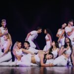 Sabina Hidalgo Instagram - Orgullosa de pertenecer a un grupo que transmite un mensaje tan importante. El claro ejemplo de que la diferencia de color de piel es lo que menos importa 🖤 @nowunited more than ever.