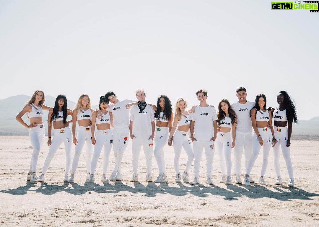 Sabina Hidalgo Instagram - -2 #NowUnitedComeTogether @jeep
