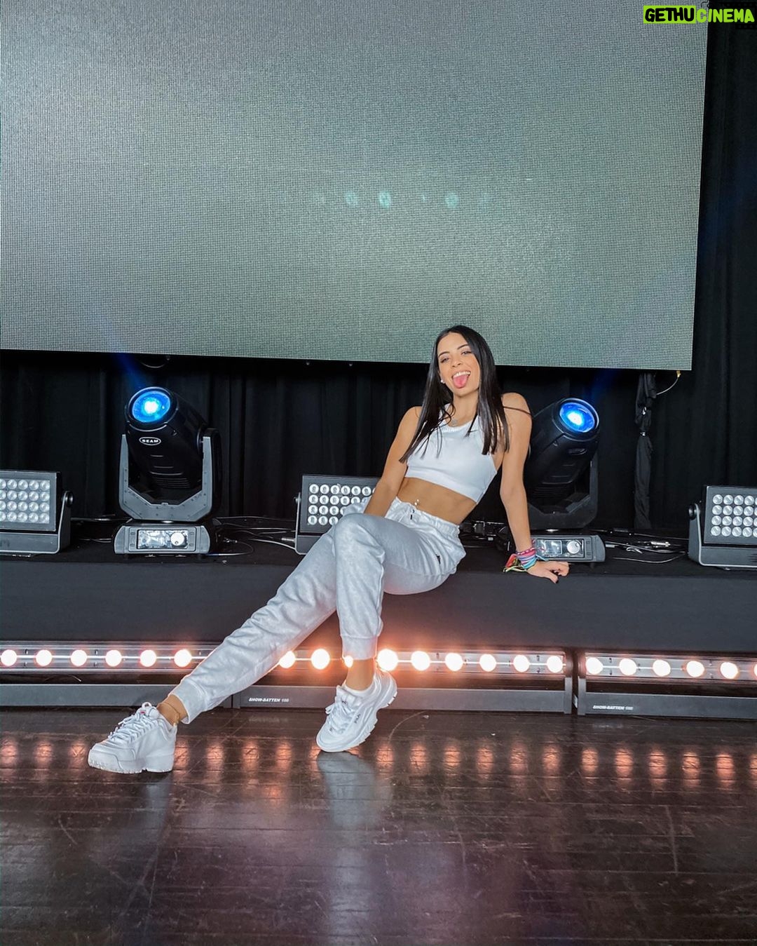Sabina Hidalgo Instagram - First show of #DreamsComeTrueTour feels unreal π canβt wait to see you tonight Belo Horizonte π§π·β¨ Km de Vantagens Hall