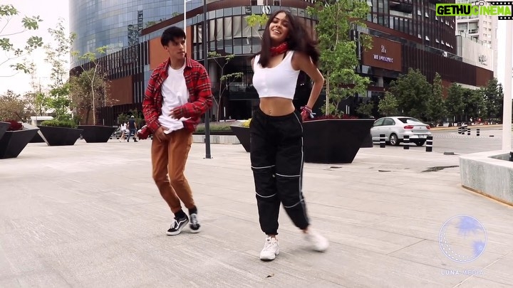 Sabina Hidalgo Instagram - Verte ir 🔥 @djluian @mambokingz @anuel_2blea @nickyjampr @darell @brytiago Coreo: @johangnzalez ⚡️ Vídeo: @lunamdia 🌛 Guadalajara, Jalisco