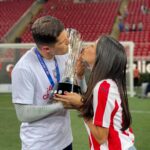 Sabina Hidalgo Instagram - tantas veces soñamos con este momento, que sigue pareciendo eso, un sueño. 🤩 Tepa, al inicio del torneo me dijiste: “voy a hacer campeón al Tapatío” y lo cumpliste. te admiro y te amo tanto que me explota el corazón! TAPATÍO CAMPEÓN! ❤️‍🔥🏆 Estadio AKRON