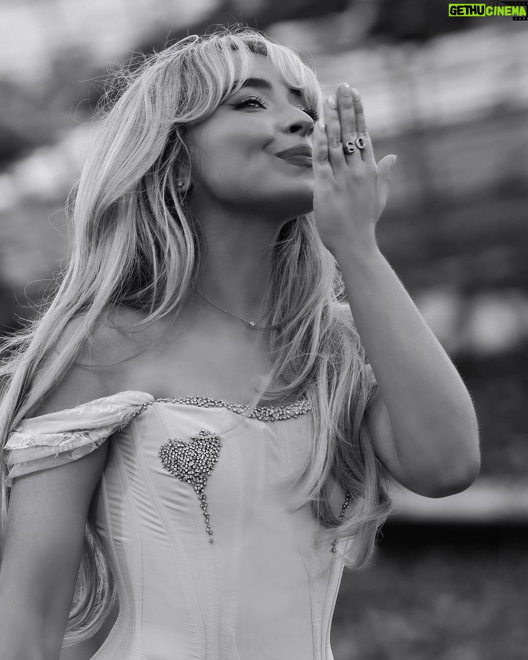 Sabrina Carpenter Instagram – Sydney Eras tour | Gethu Cinema