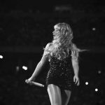 Sabrina Carpenter Instagram - Singapore Eras Tour !!! thank you for welcoming us and singing along :’) see you again tonight for weekend 2 🤍