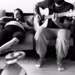 Sabrina Cereseto Instagram - Da oggi abbiamo una band 🎵 Consigliate nei commenti il prossimo brano