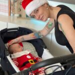 Sabrina Cereseto Instagram - Dantino Babbonatalino sta nel pagodino! Quale regalo volete chiedere a questo Babbonatalino? 🎅😍 Noi un altro fratellino! 🌟🌟🌟 #cullagranpagoda #vivacepegperego #pegperego