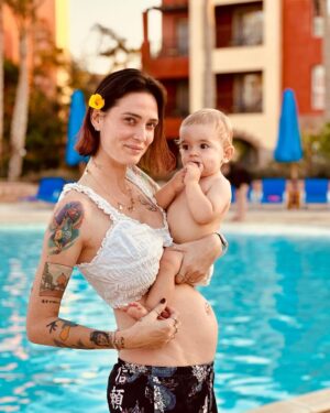 Sabrina Cereseto Instagram - 2022 vs 2023, stesso posto ma un bimbo in più 🥰