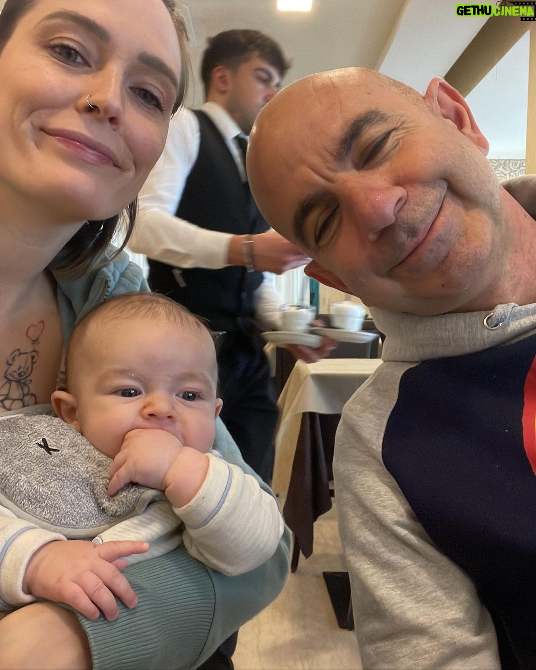 Sabrina Cereseto Instagram - Grazie a tutti voi per essere nella mia vita ogni giorno. ❤️