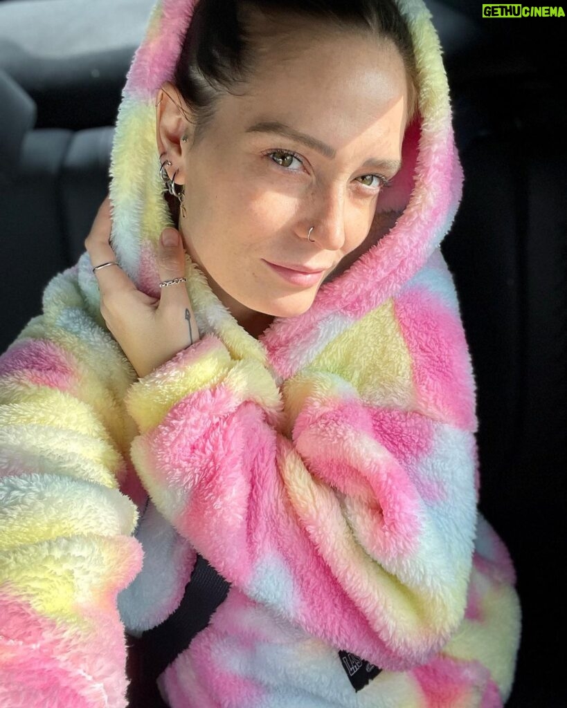Sabrina Cereseto Instagram - Sabrina poppantina 🫣❤️