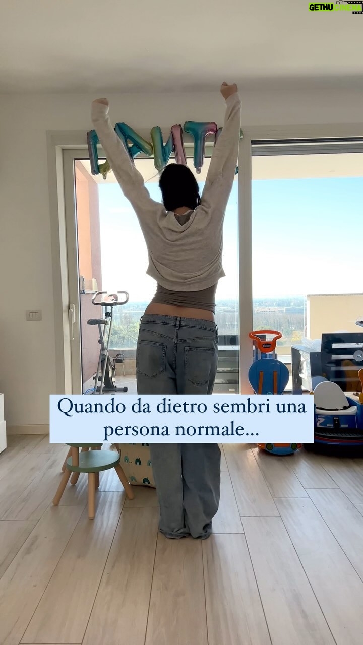 Sabrina Cereseto Instagram - Manca sempre meno…. 🥹❤️ Qui è tutto pronto per il tuo arrivo! Non è vero non è pronto un tubo di niente ma giuro che ora inizio! 😂 #mdm Tra 5 settimane puoi nascere QUANDO VUOI! Ma queste 5 settimane di preparazione devi lasciarmele 😂😂❤️❤️