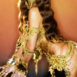 Sabrina Sato Instagram - Já deu tempo de sentir saudade do carnaval? 🖤✨ A festa termina, mas o brilho não! Com a linha Brilho Lamelar de @tresemmebr você tem efeito gloss nos seus cabelos o ano todo. E enquanto o próximo carnaval não chega, a gente mata a saudade revendo os melhores momentos desse ano. #getGLOSSYwithTRES #CarnavalTRES #TRESemméBrilhoLamelar #Publicidade