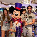 Sabrina Seara Instagram – Alguna diferencia entre la primera foto foto y la última?
Hace 2 años exactamente #Alex fue creado en un Disney Cruise 🚢
Foto #1 2023 Disney wish
Foto #4 2021 Disney Dream
#disneywishcruise #noseaslocachica #disneycruise