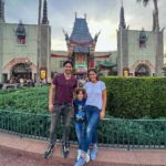 Sabrina Seara Instagram - Celebrando la vida y el próximo cumpleaños de Maxi 🚀♥️😍 #disney #familia Disney World - Epcot Center
