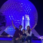 Sabrina Seara Instagram - Celebrando la vida y el próximo cumpleaños de Maxi 🚀♥️😍 #disney #familia Disney World - Epcot Center