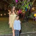 Sabrina Seara Instagram - Y nos arreglamos para celebrar la vida ❤️ que mejor date que este príncipe! Agradecida por todo lo increíble que viene ! Make up and hair @makeupbyjordyscharles Miami Beach, Florida