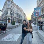 Sabrina Seara Instagram - Hola Madrid ! Y ahora que hacemos ? #noseaslocachica #madrid