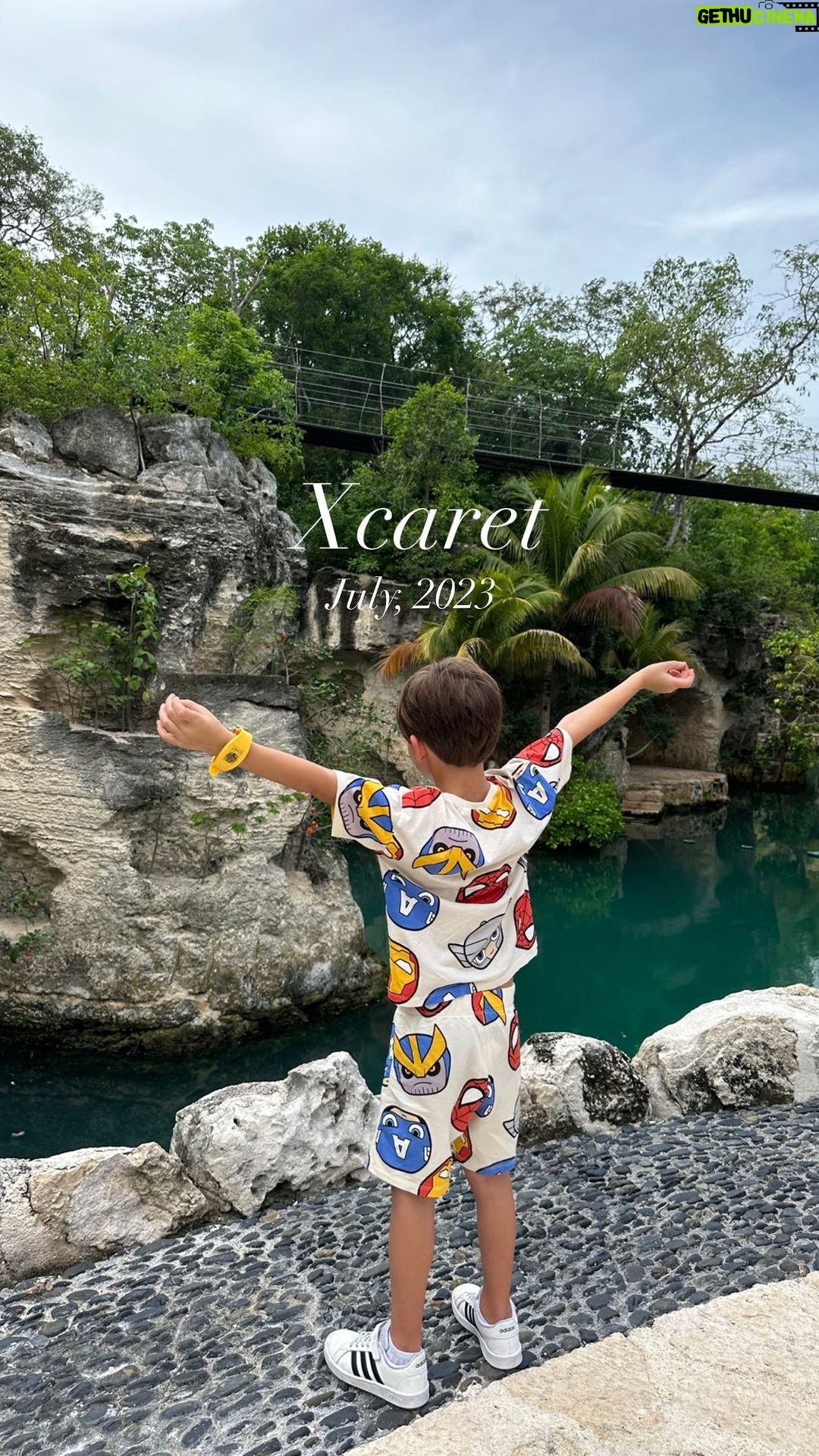 Sabrina Seara Instagram - Llegamos y esto apenas comienza 🦎 No se pierdan nuestras historias que estaremos compartiendo este increíble viaje familiar en las fascinantes tierras de @hotelxcaretmexico #quedateaquiparacompartir Hotel Xcaret México
