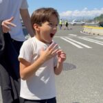 Sabrina Seara Instagram - SORPRESA 🫢 Max es súper fan de los barcos, cruceros y el Titanic que mejor viaje que #quantumoftheseas de @royalcaribbeanlatam por todo #alaska para vivir una experiencia única e inolvidable en su vida . #royalpartner Estén atentos a nuestras historias para que disfruten con nosotros esta Increíble aventura! Seattle, Washington