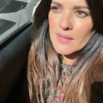 Sabrina Seara Instagram – HOLA _ _ _ _ _
Completa si sabes donde estoy