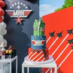 Sabrina Seara Instagram - FELICES 6 MAXI 🥳 Al mejor estilo de TOP GUN Celebramos el cumple #6 de Maxi Maverick y por primera vez Alex nos acompaña a soplar las velitas 🧁 Gracias @freshmindsevents por este montaje ten divino . 📌 fotos by @gabyvalladaresphotography ( Que placer trabajar contigo ) Mañana les comparto mas fotos de este día tan especial para esta familia.