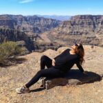 Sabrina Seara Instagram – Sin locura no hay FELICIDAD!

Cuantas ganas tenia de conocer el #grandcanyon un ✔️en mi lista de #goals❤️ 

Cuéntame que lugares tienes en tu lista de deseos ✏️🗒 ? 

Vean El último video 🙈 

#grandcanyon #vegasstrip #monatreunion2022 #vivalasvegas #momtobe #pregnancygoals #preggo Las Vegas, Nevada