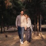 Sabrina Seara Instagram – HAPPY VALENTINES ❤️

Mi persona favorita , Amor de mi vida , mejor amigo, mi #noseaslocochico , el que me vuelve loca 😜 

Caminar de la mano con una meta en común 
SER FELICES JUNTOS 
TE AMO ❤️

#happyvalentinesday se busca novio para lola 😂 #noseaslocachica Chapultepec