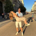 Sabrina Seara Instagram - Les ha pasado que se van con ganas de más de una ciudad ? Así nos paso con #Madrid @danielelbittar #noseaslocachica A ti con cual ? Madrid, España