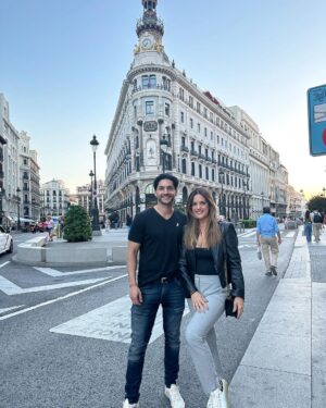 Sabrina Seara Instagram - Hola Madrid !

Y ahora que hacemos ? 

#noseaslocachica #madrid