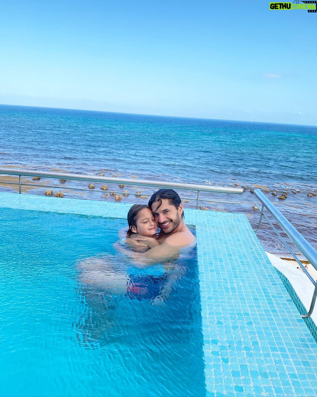 Sabrina Seara Instagram - No pude pasar mejor fin de semana de las madres , consentida por mis dos príncipes que ya pronto serán tres los hombres de mi vida ! Los amo 🧡 FELIZ DÍA MADRES MARAVILLOSAS Los esposos también se cuentan como hijos verdad 🤪 ? Nickelodeon Hotels & Resorts Riviera Maya