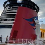 Sabrina Seara Instagram – Están claros que creamos un príncipe 👶🏻🚢🤍

 🔁 D E S L I Z A 

Y así comenzó esta historia, en el crucero nada más y nada menos que de Disney un lugar donde definitivamente los sueños se hacen realidad …. 

Foto 4 – Gracias chaperon 🤪

Que nombre de un personaje de DISNEY le pondrías a un 👶🏻? 

#noseaslocachica 

#pregnant #pregnancyannoucement #pregnancy #embarazada #disneycruise #momtobe Disney Dream