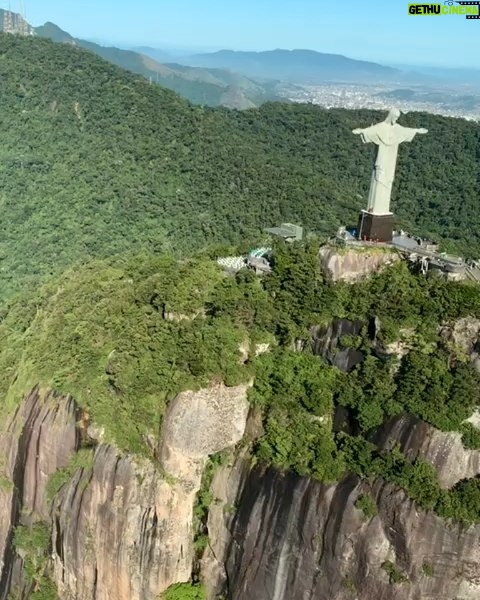 Sacha Baron Cohen Instagram - Couldn’t help admire the nutter who was climbing on Christo Redentor’s arm this morning. Rio de Janeiro, Rio de Janeiro