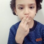 Saed Soheili Instagram - . (سيد عليرضا ميرسالاري پسرِ قشنگم در فيلم "اتاق تاريك") بابا فرهاد مُرد برات❤️ ٠ فكر كنم آخرش ميگه " داش سنگ صبور ما باش" 😂😘 . دوستان عزيزم از تمام پيام هاي پرمهرتون ممنونم. اميدوارم لايق اين همه لطف و محبت شما باشم. 😍